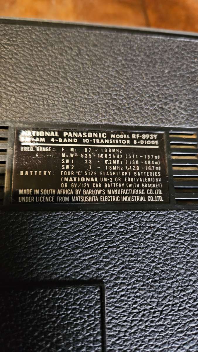 Vintage Panasonic Solid State Radio