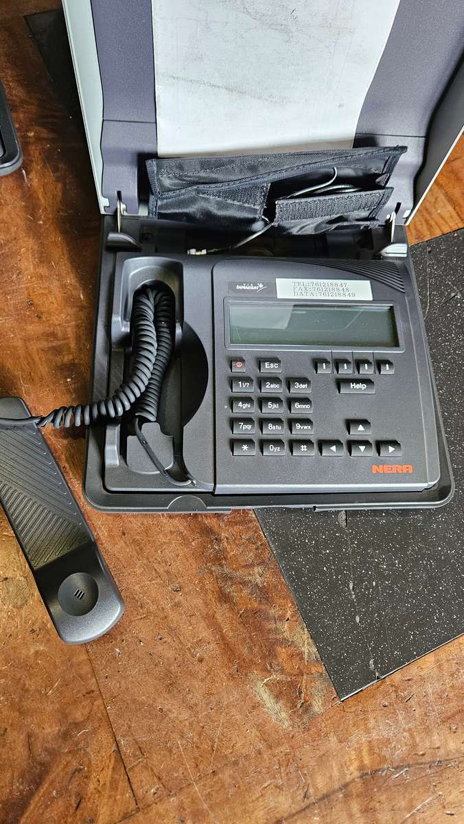 3 X Nera World Phones