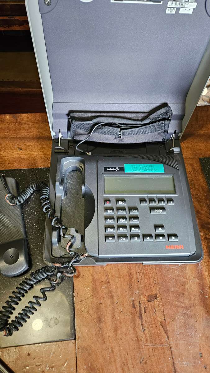 3 X Nera World Phones