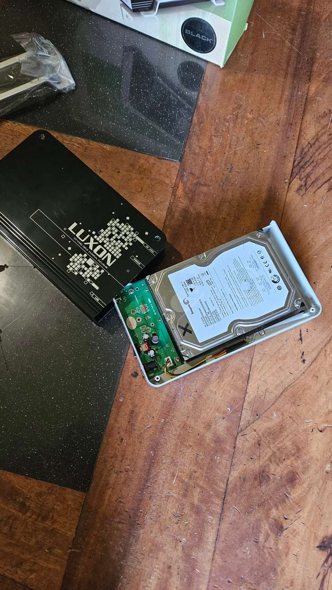 Luxon SD External Hard Drive