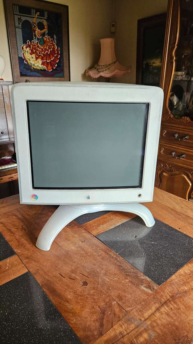 Apple Monitor