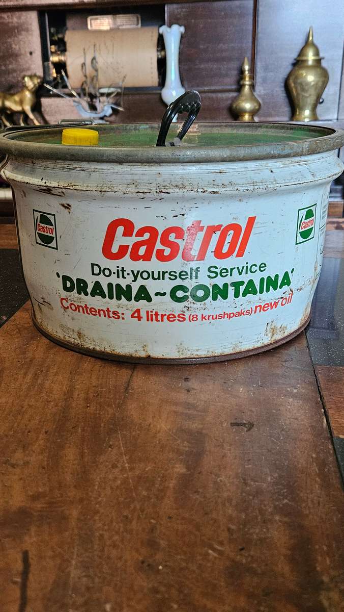 Old Castrol Can