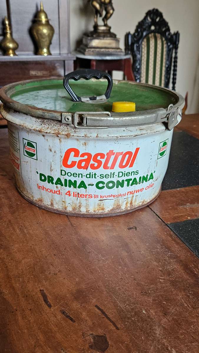 Old Castrol Can