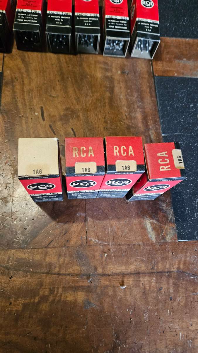 Radiotron Radio Tubes