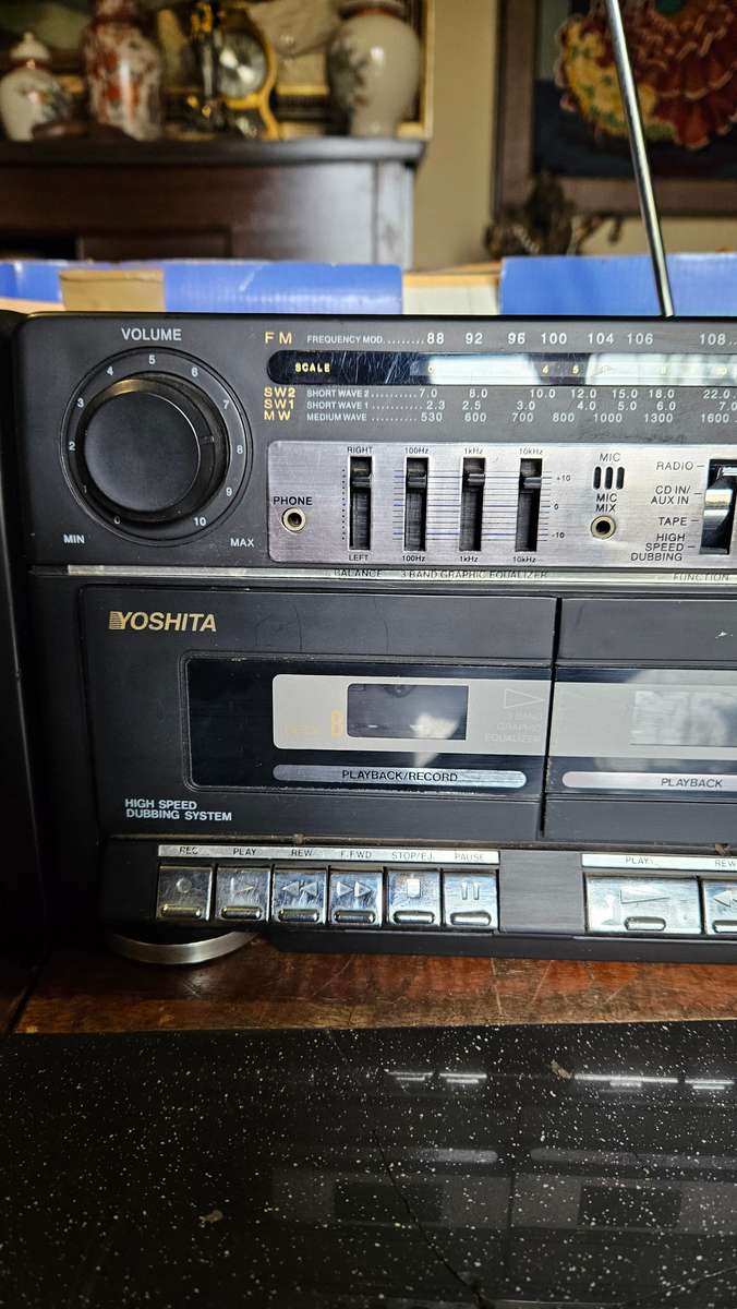 Yoshita Portable Combo Radio