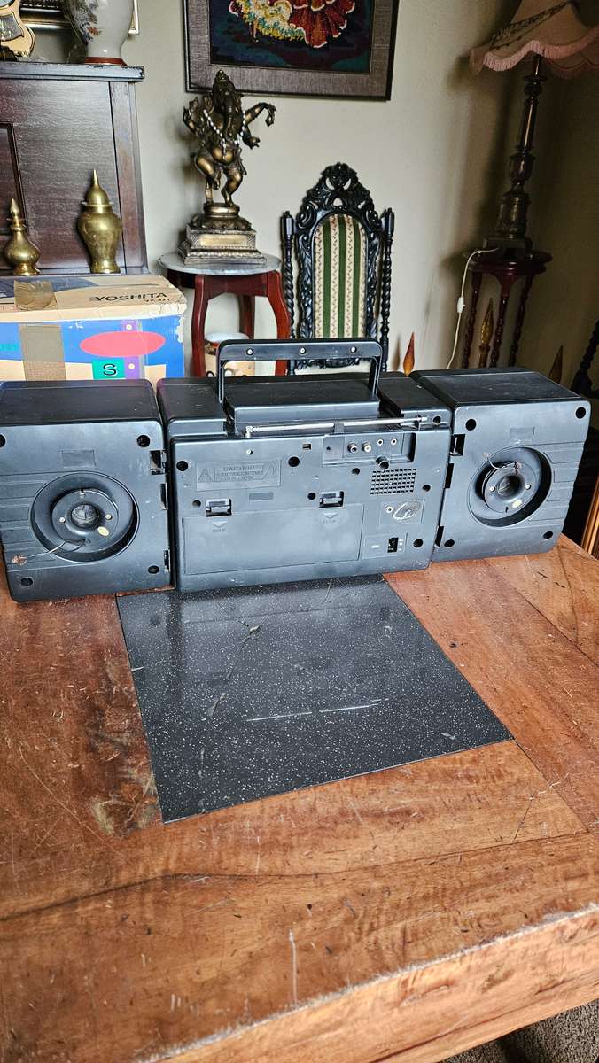 Yoshita Portable Combo Radio