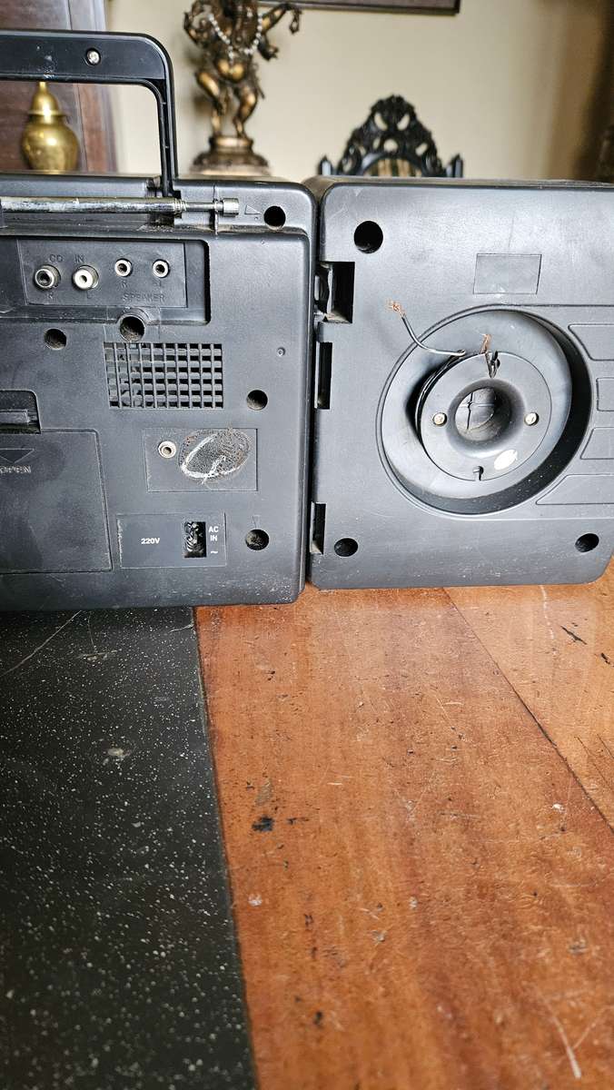 Yoshita Portable Combo Radio