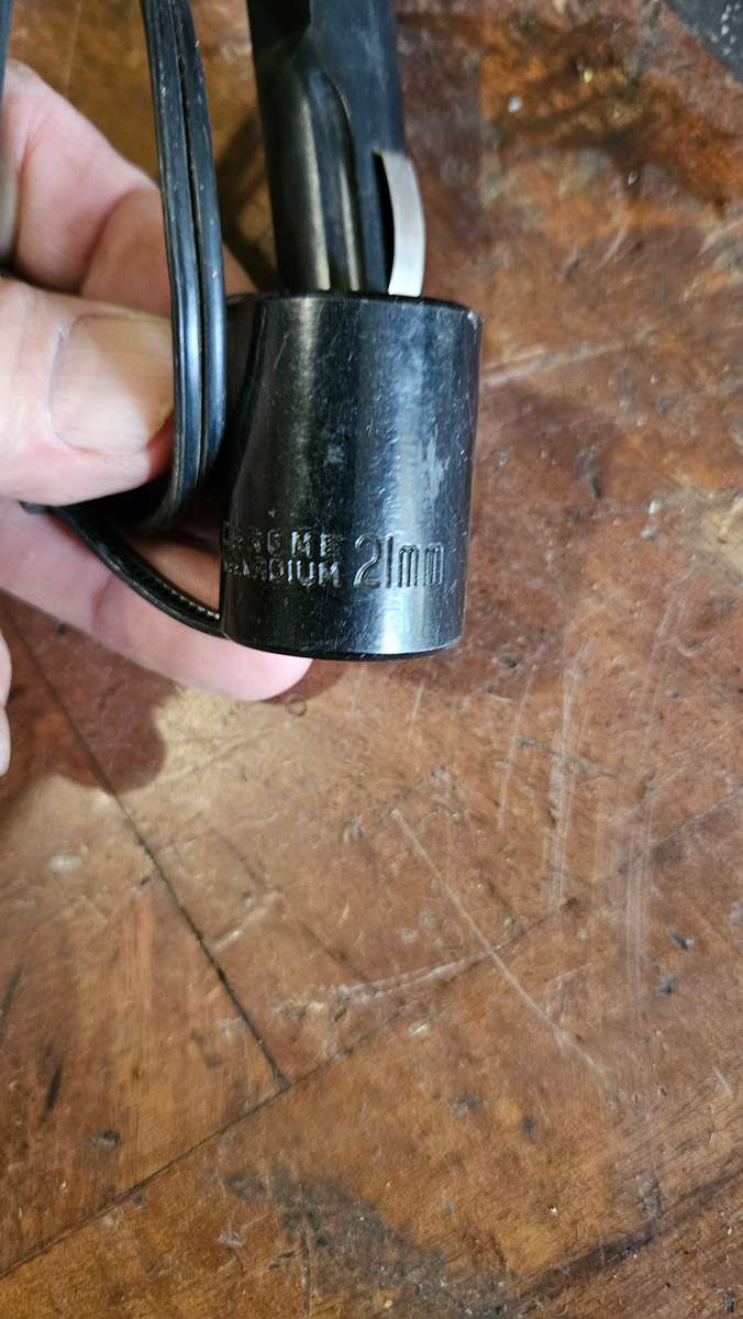 Automotive Wheelnut Fastener