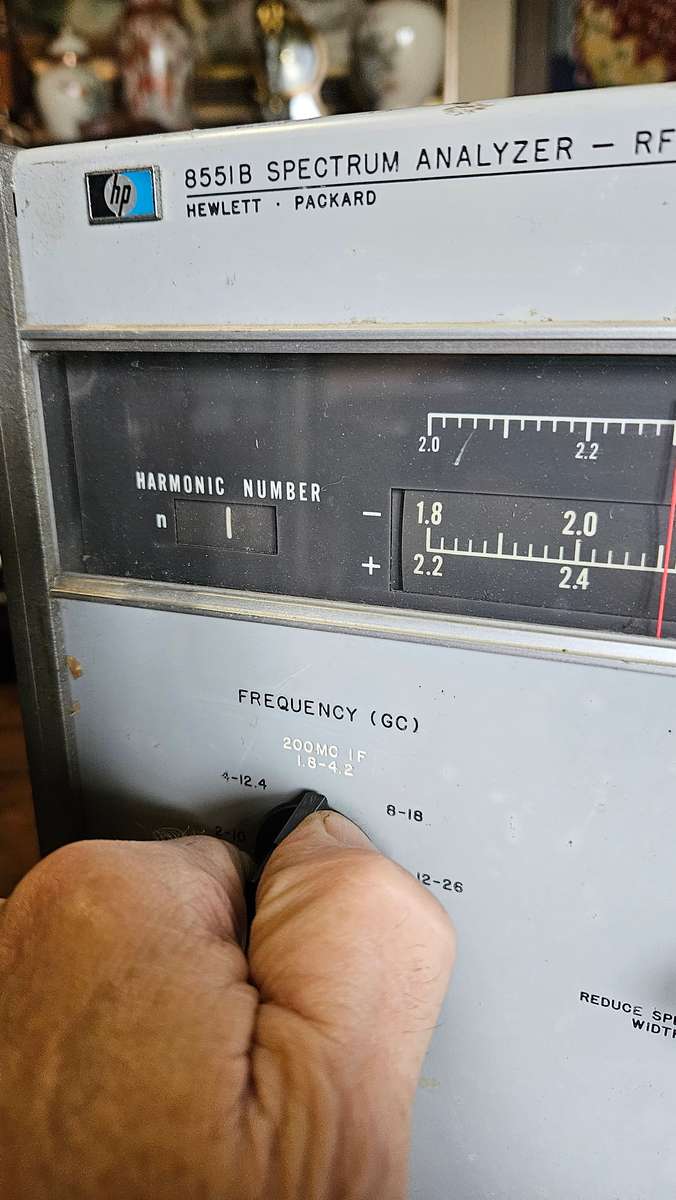 Hewlett Packard 8551 B Spectrum Analyzer RF Section