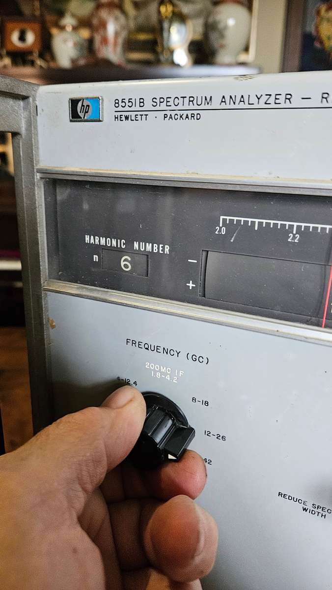 Hewlett Packard 8551 B Spectrum Analyzer RF Section
