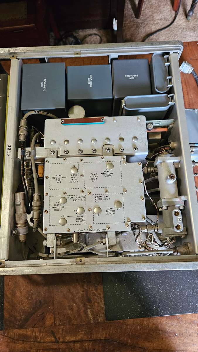 Hewlett Packard 8551 B Spectrum Analyzer RF Section