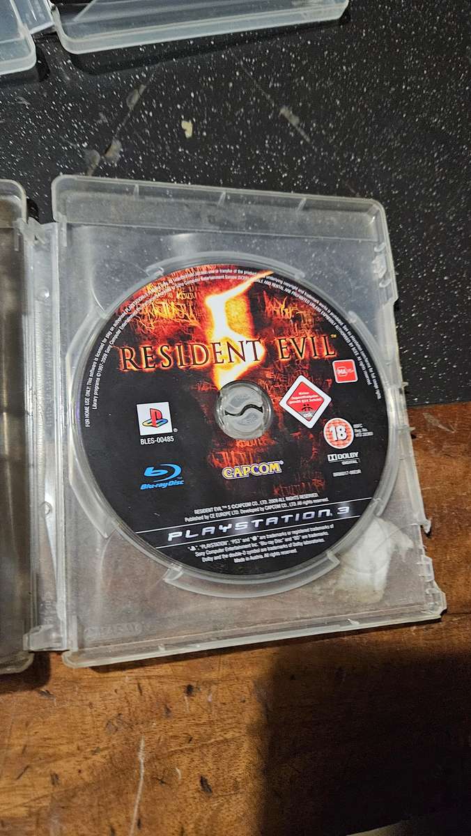 Sony PS3 Console Plus Games & Controller