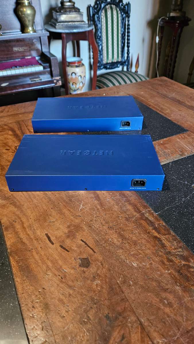 2 X NetGear ProSafe 16 Port 10/100 Switch