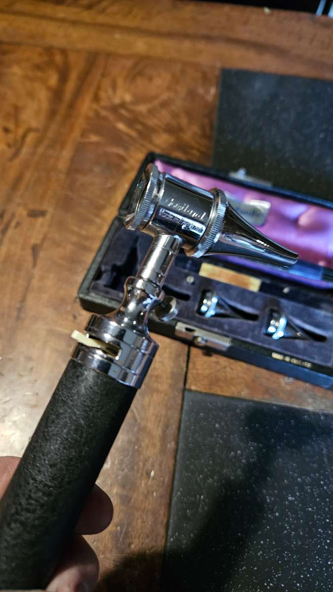 Gowllands Doctors Ear & Throat Apparatus