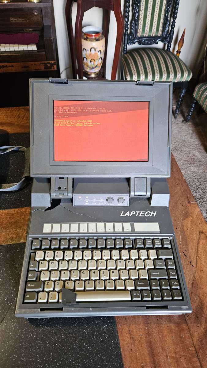 Vintage LapTech Computer Model 3140