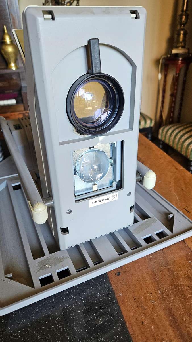 Vega Mirrodex Portable Projector