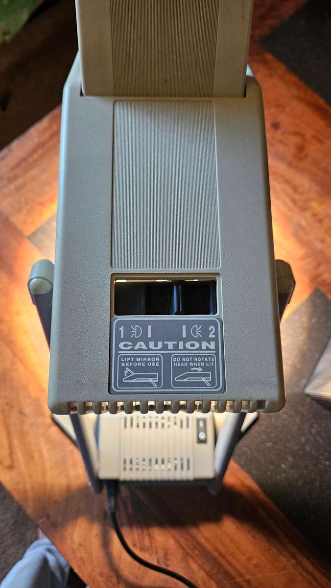 Vega Mirrodex Portable Projector