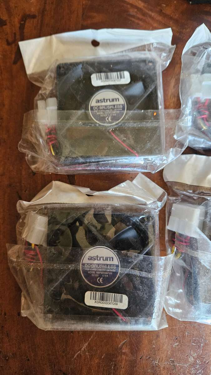 Variety Case Fan Lot