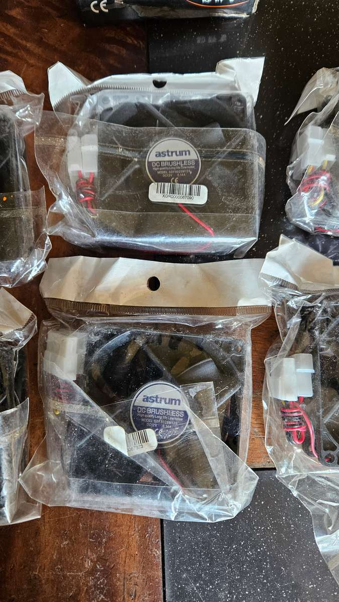 Variety Case Fan Lot