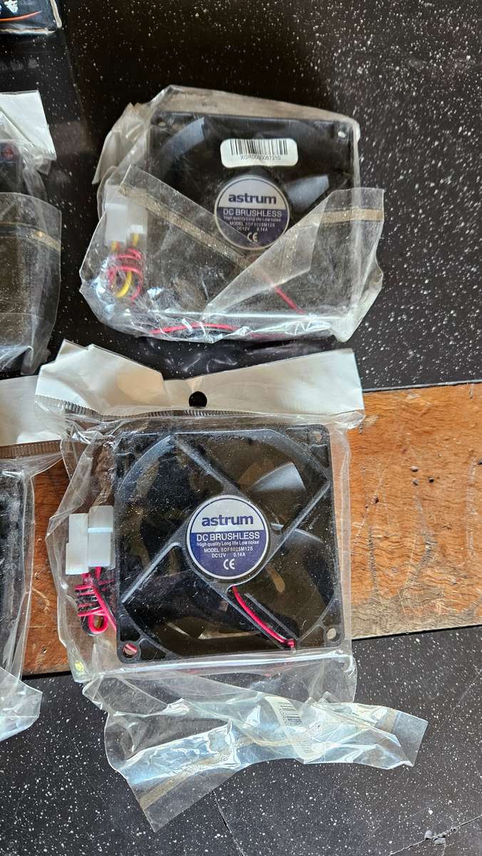 Variety Case Fan Lot