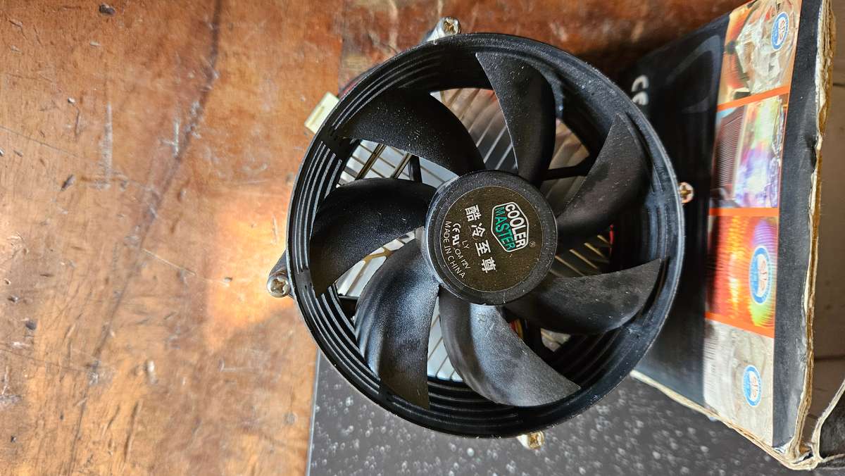 Variety Case Fan Lot