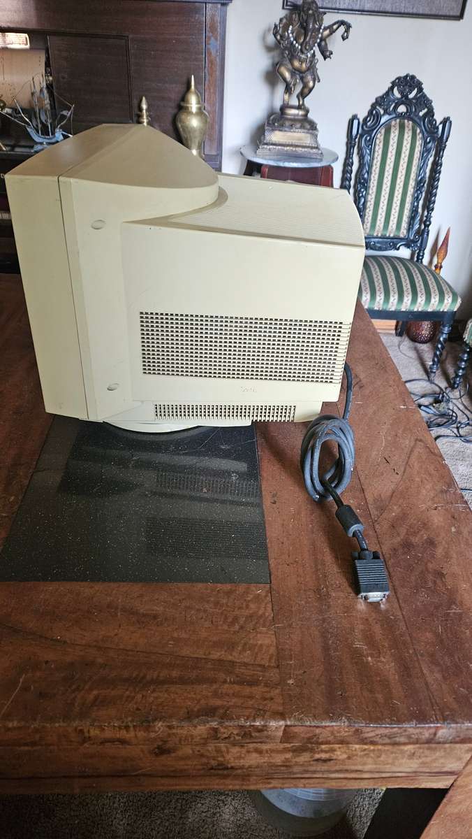 Mercer Monitor Model CM-14DR-S26