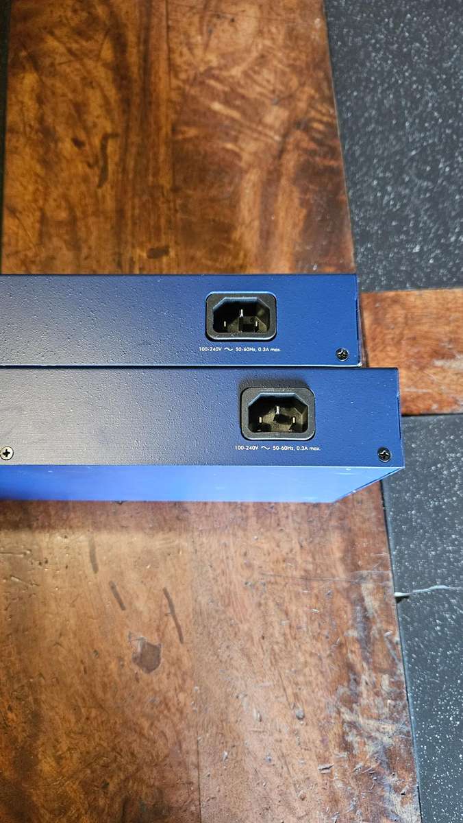 NetGear 16 Port 10/100 Switches