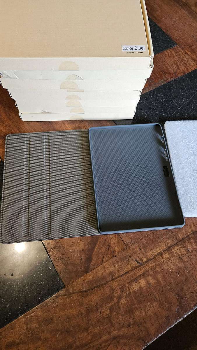 Unused Faux Leather Covers for Android 10.1" Tablet. Mode TH10