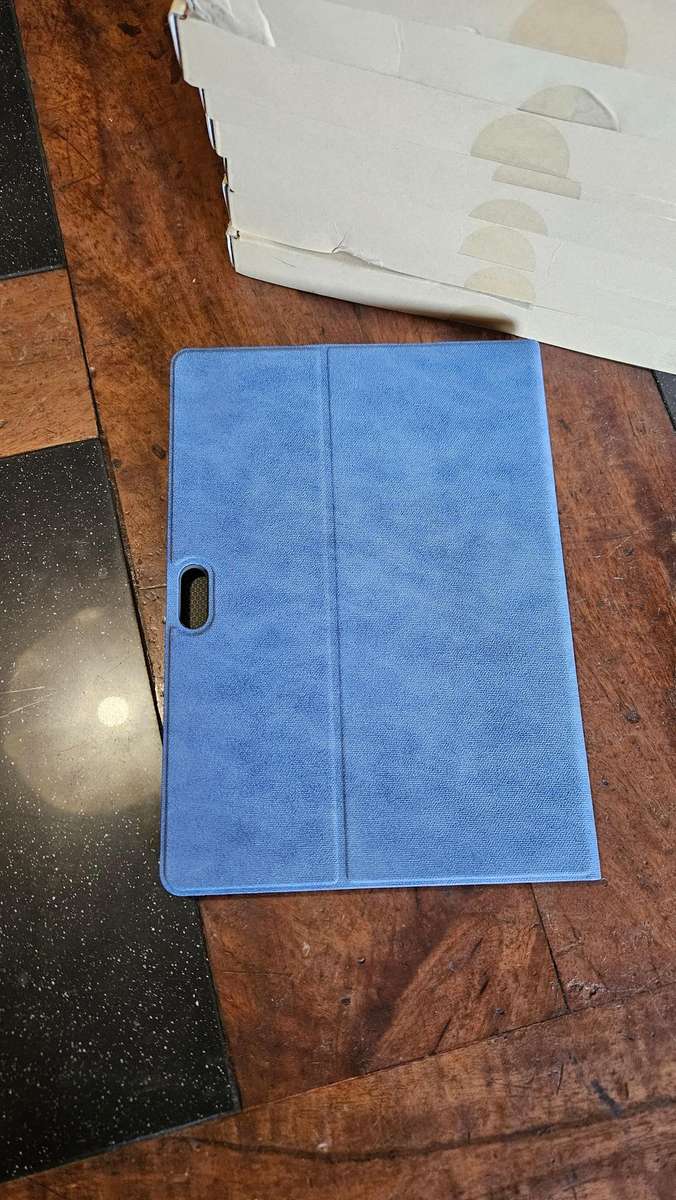 Unused Faux Leather Covers for Android 10.1" Tablet. Mode TH10