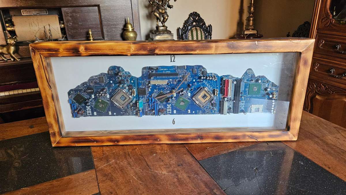 Large PC Board Wall Hanging Clock