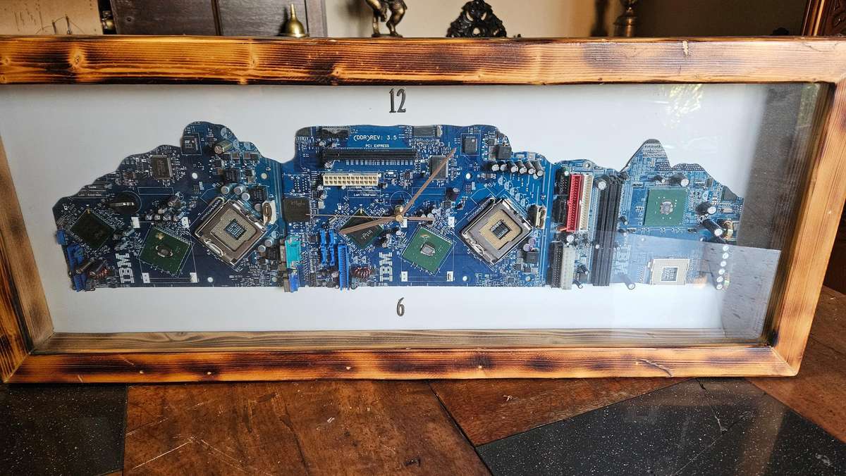 Large PC Board Wall Hanging Clock