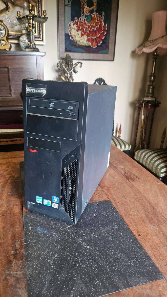 Lenovo ThinkCenter Computer