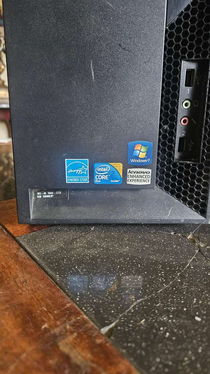 Lenovo ThinkCenter Computer