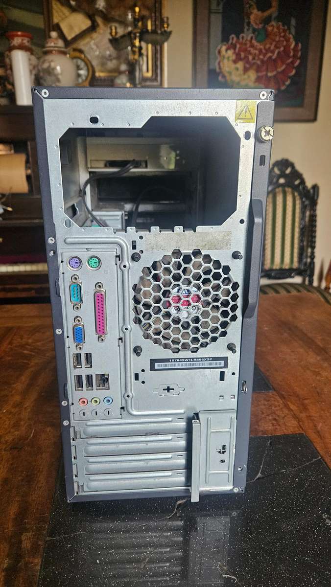 Lenovo ThinkCenter Computer