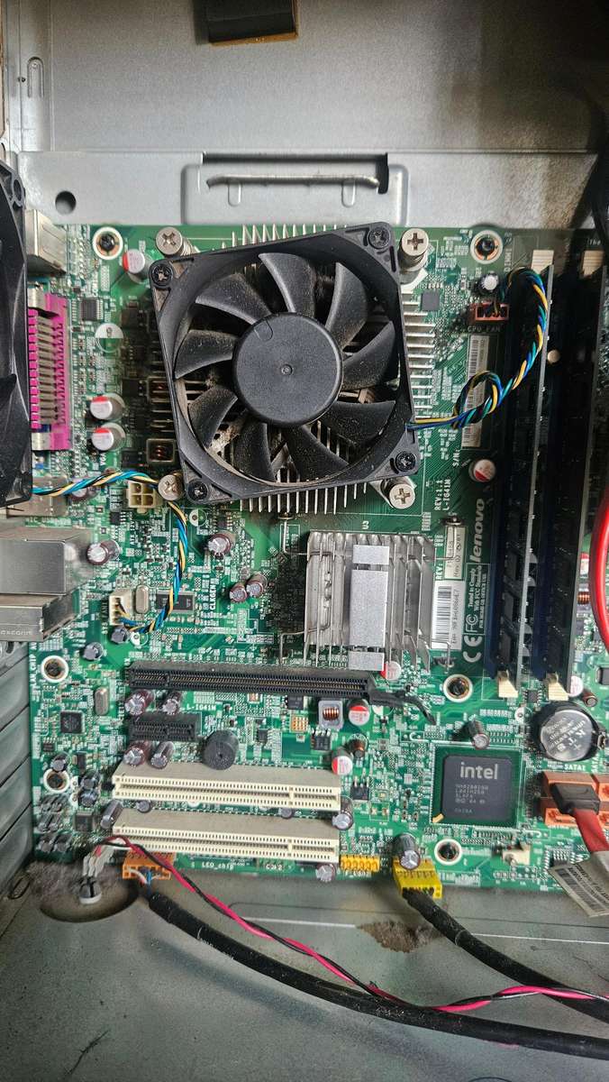 Lenovo ThinkCenter Computer