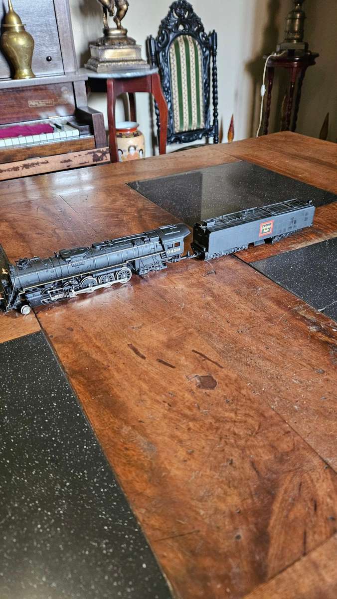 Bachmann locomotive Plus Carriage