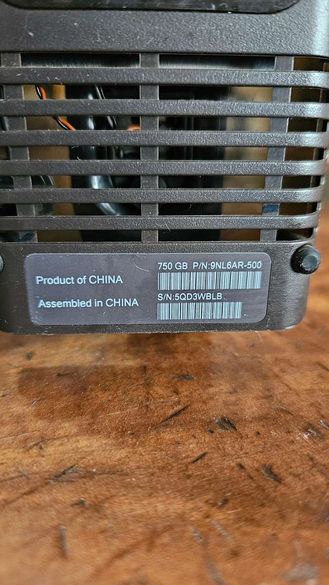 Seagate FreeAgent Pro750 Gb External Hard Drive