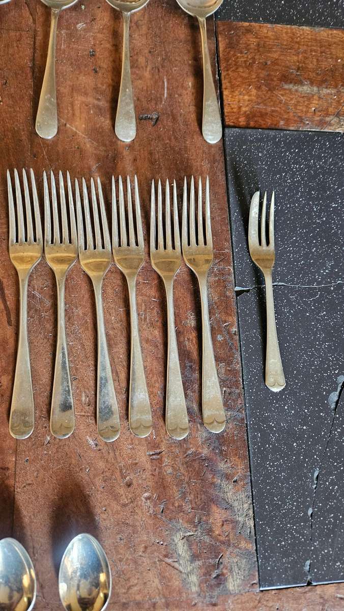 Vintage Sipelia Cutlery Lot