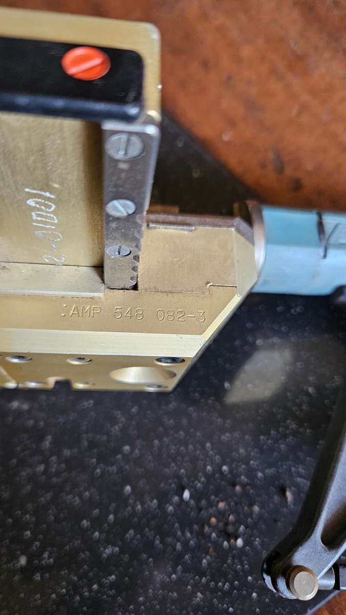 AMP Tyco Crimping Tool Plus Accessories