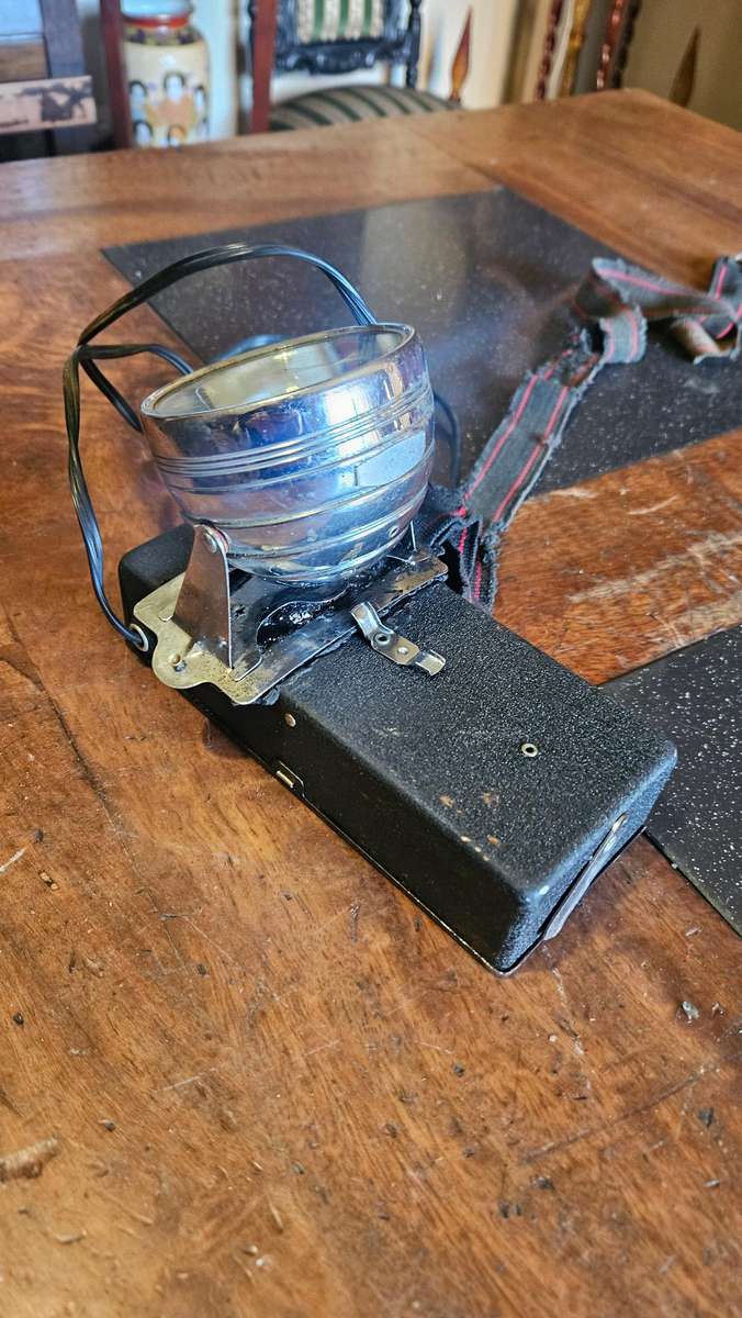 Vintage Portable Lamp