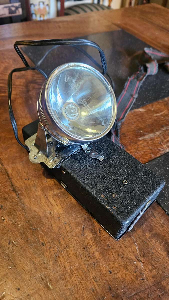 Vintage Portable Lamp