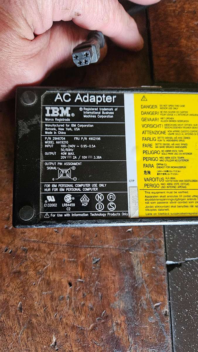 IBM, Toshiba & IOmega Laptop Chargers