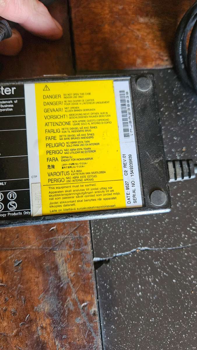 IBM, Toshiba & IOmega Laptop Chargers