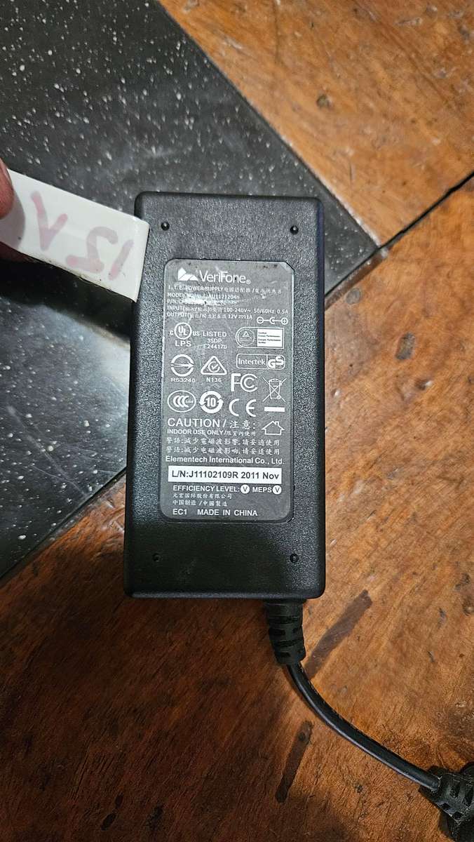 Samsung100-240V, HP 18.5 V & a Veriphone 12 V Chargers