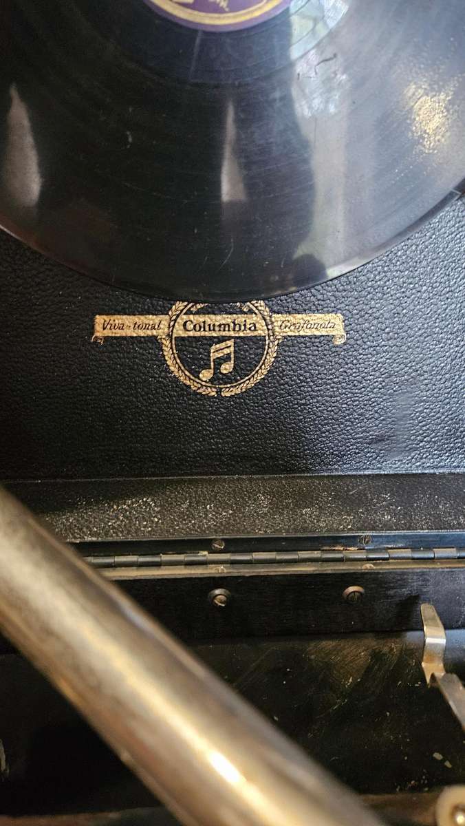 Vintage Wind-Up Columbia Viva-Tonel Grafanola Gramaphone