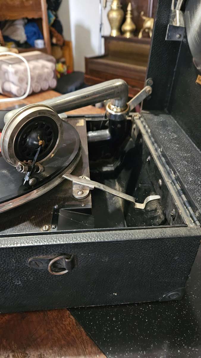 Vintage Wind-Up Columbia Viva-Tonel Grafanola Gramaphone