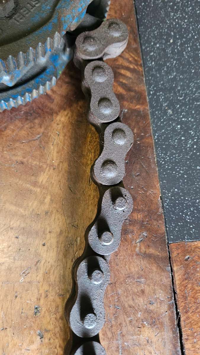 Record 233 Chain Wrench