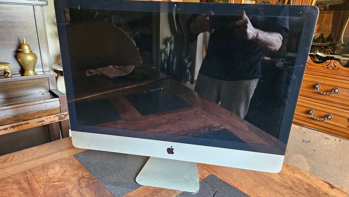 Apple Monitor