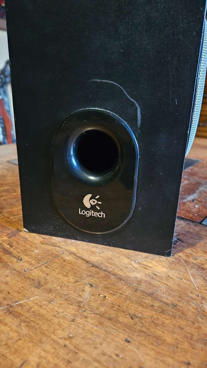 Logitech X250 Speaker