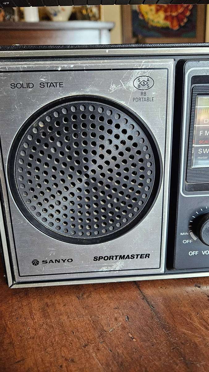 Sanyo Sportmaster Portable Radio